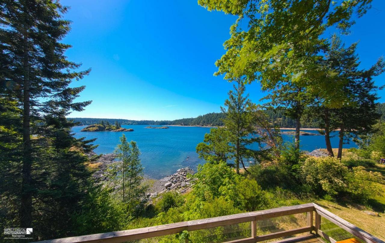 Gowlland Harbour Resort Heriot Bay Exterior photo